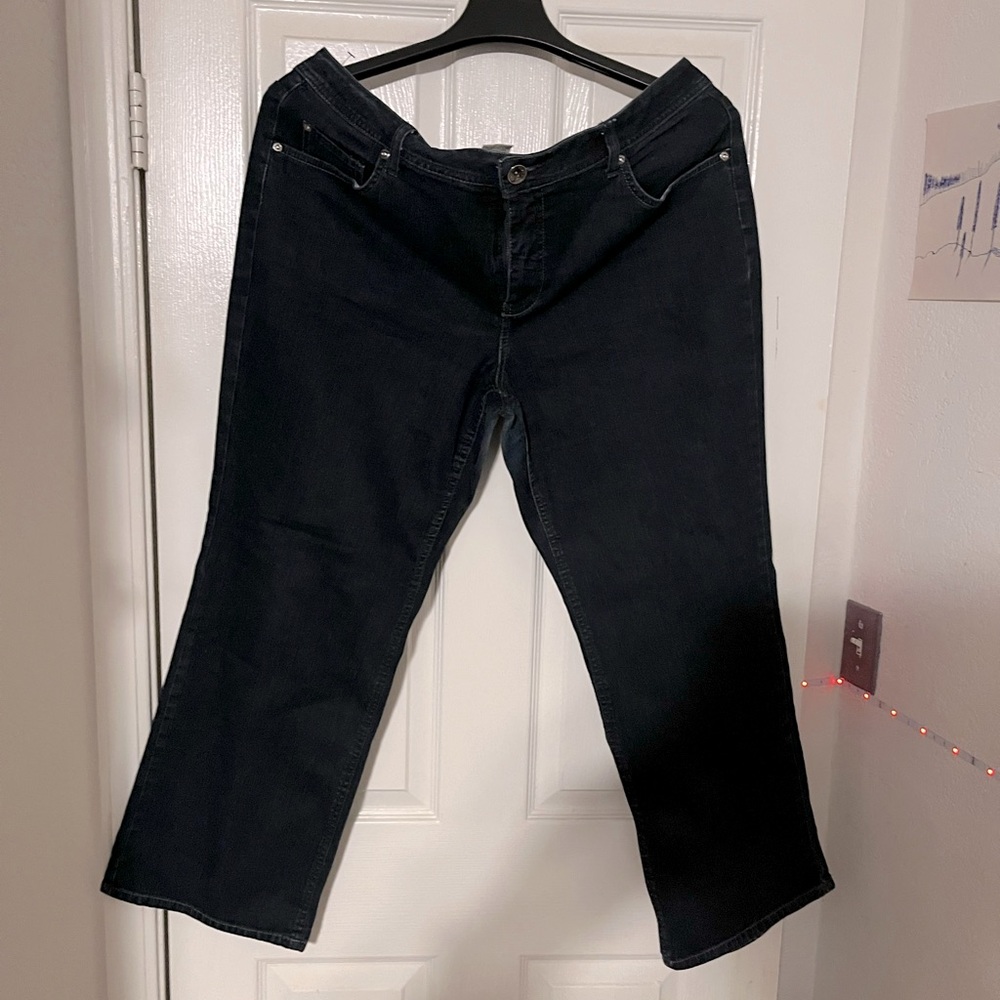Fabed Glory, petite, size 16, black.